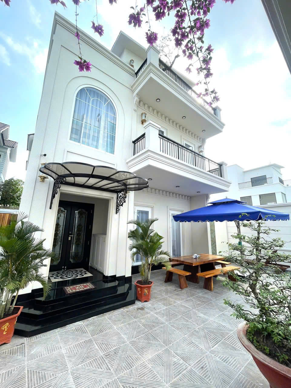 BÁN BIỆT THỰ KHU 199 NGUYỄN HOÀNG PHƯỜNG AN PHÚ QUẬN 2 – VỊ TRÍ ĐẸP, DÒNG TIỀN SẴN CÓ. BÁN BIỆT THỰ KHU 199 NGUYỄN HOÀNG PHƯỜNG AN PHÚ QUẬN 2 – VỊ TRÍ ĐẸP, DÒNG TIỀN SẴN CÓ.