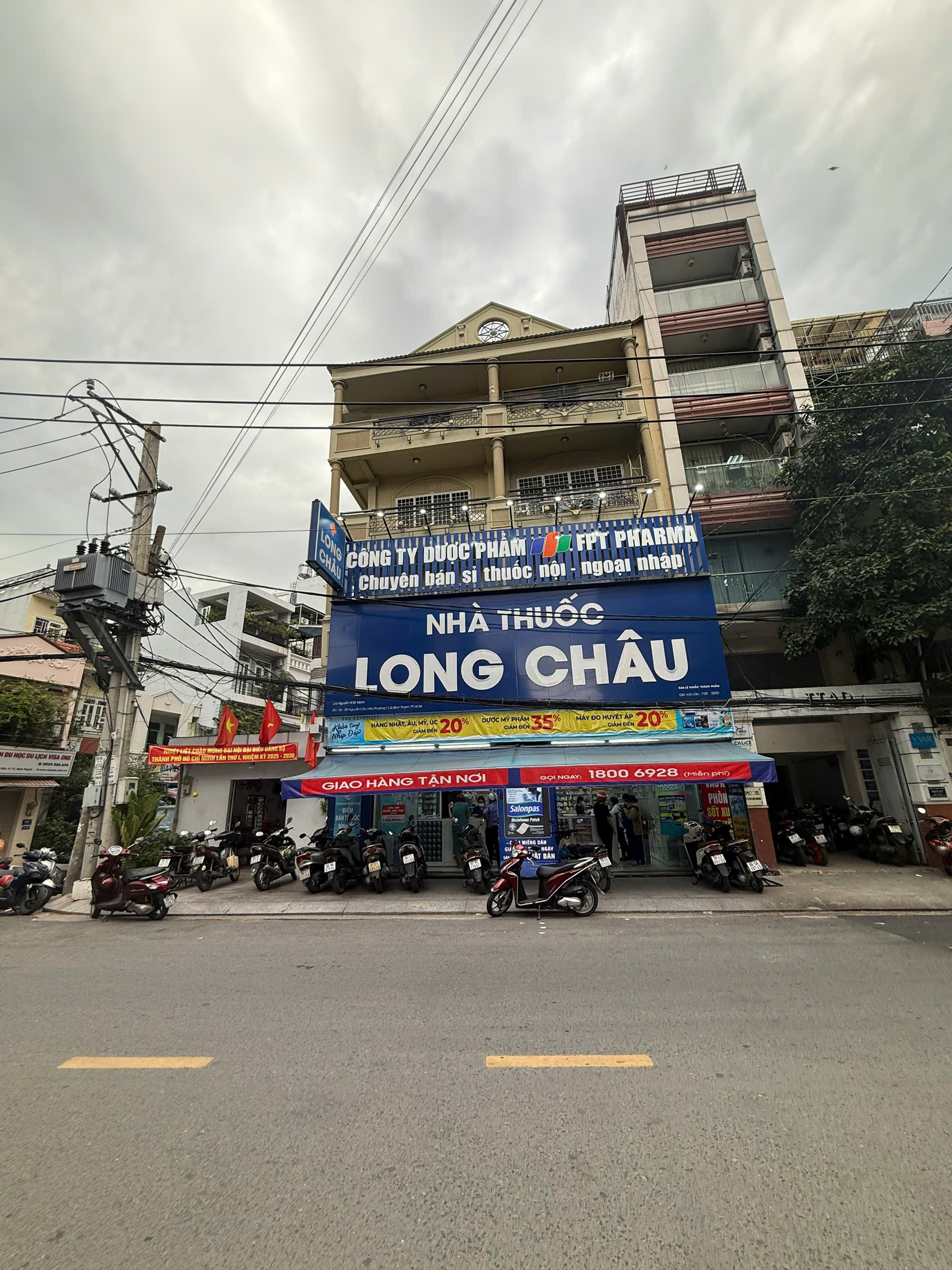 BÁN NHÀ 2 MẶT TIỀN NGUYỄN CỬU VÂN – P.17, BÌNH THẠNH -CĂN HỘ DỊCH VỤ VÀ NHÀ THUỐC LONG CHÂU THUÊ